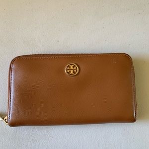 Tory Burch brown wallet